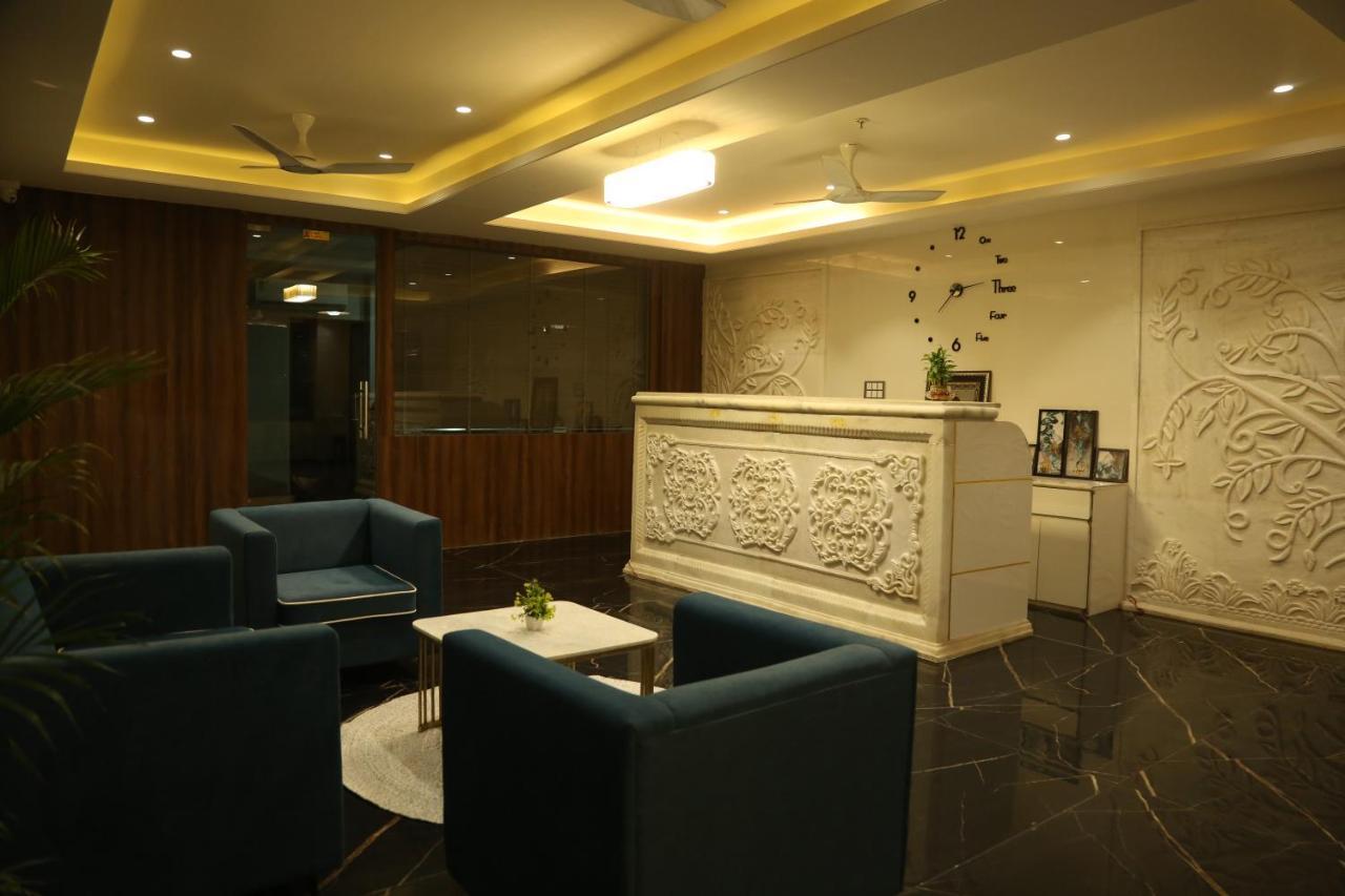 Hotel Westend Udaipur Exterior foto